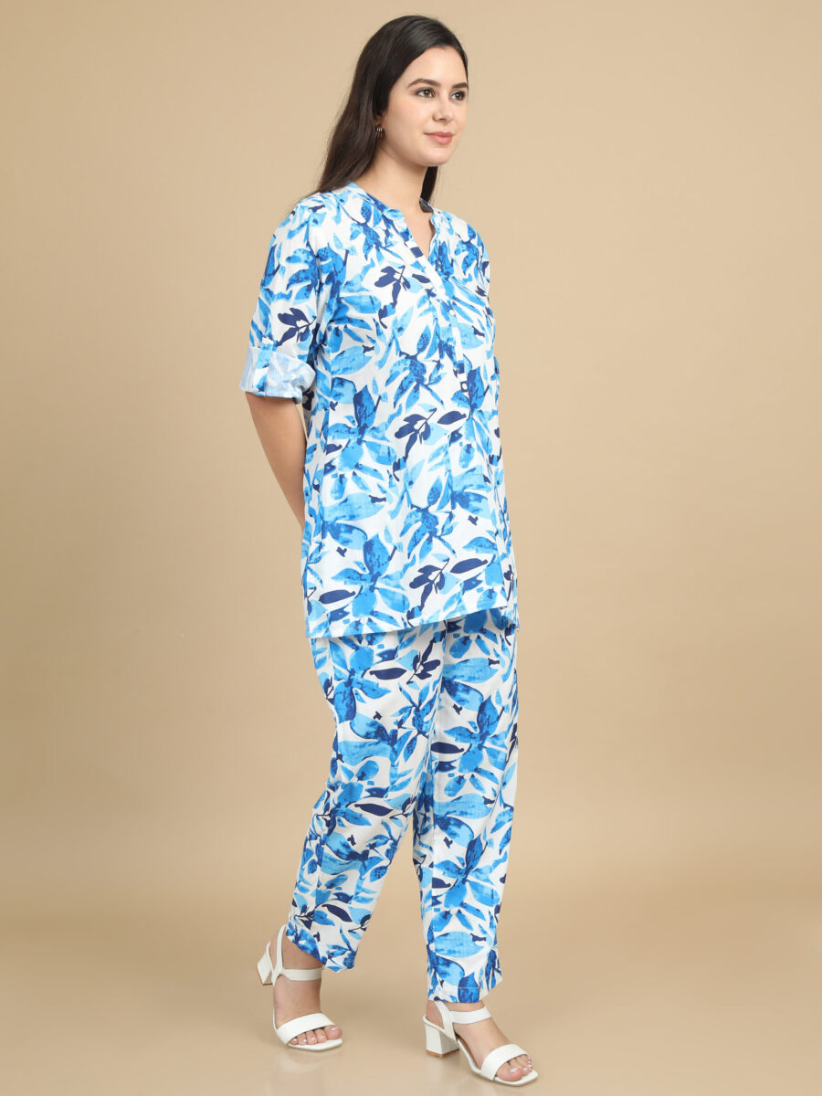 Marcia Aqua Floral Printed Regular Kurti with Trousers - Image 8