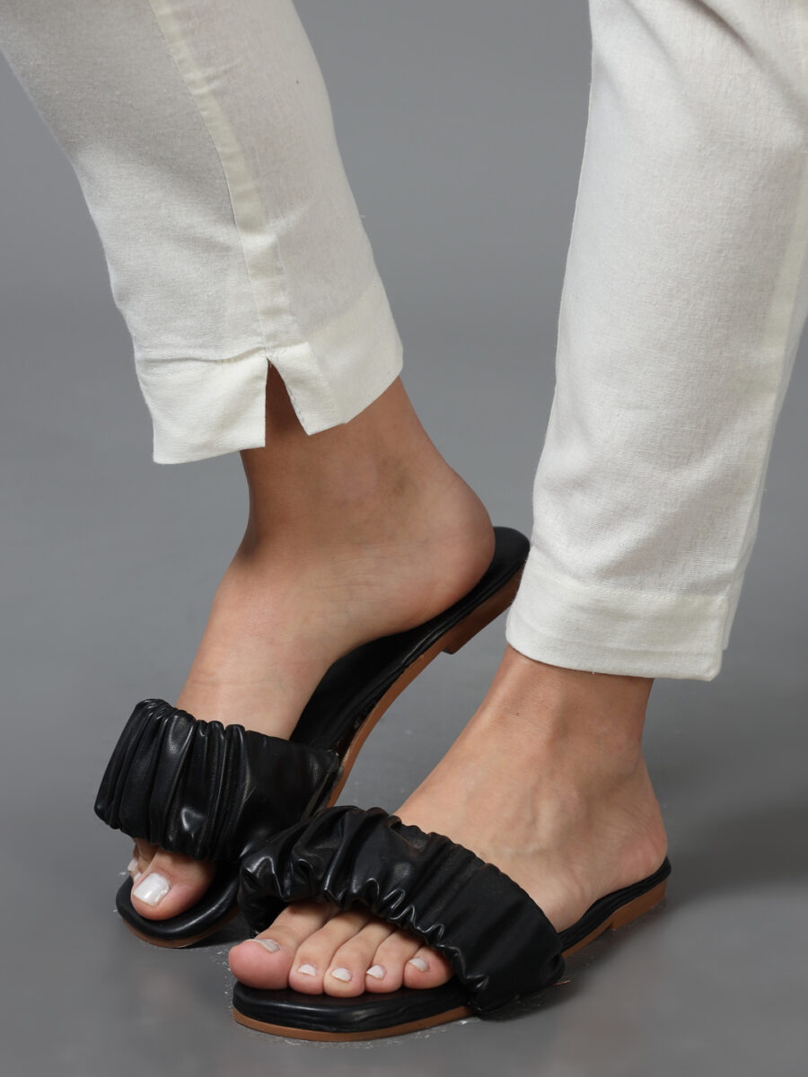 Marcia off White Solid Cotton Regular Trousers - Image 8